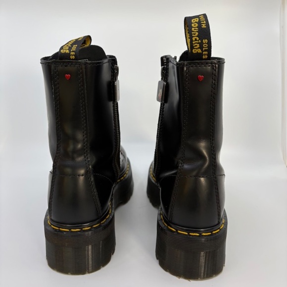 Dr. Marten's Betty Boop Jadon Boots Womens Size 8 - Picture 5 of 9